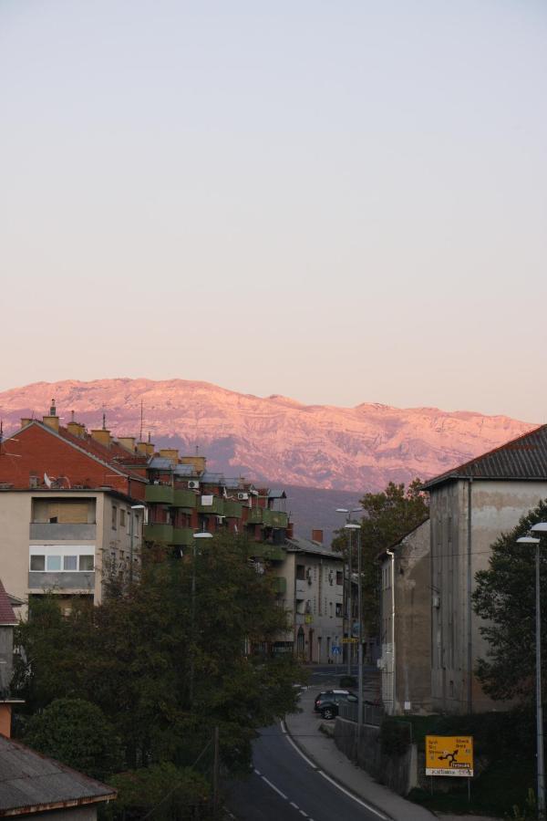 Rooms "Nada Zunic" Knin Dış mekan fotoğraf